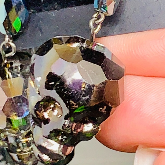 EARRINGS - Picture 1 of 6